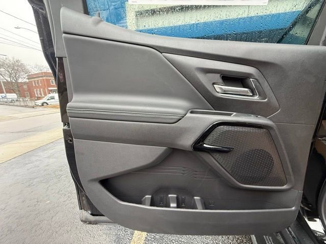 New 2026 Chevrolet Silverado EV LT image 15
