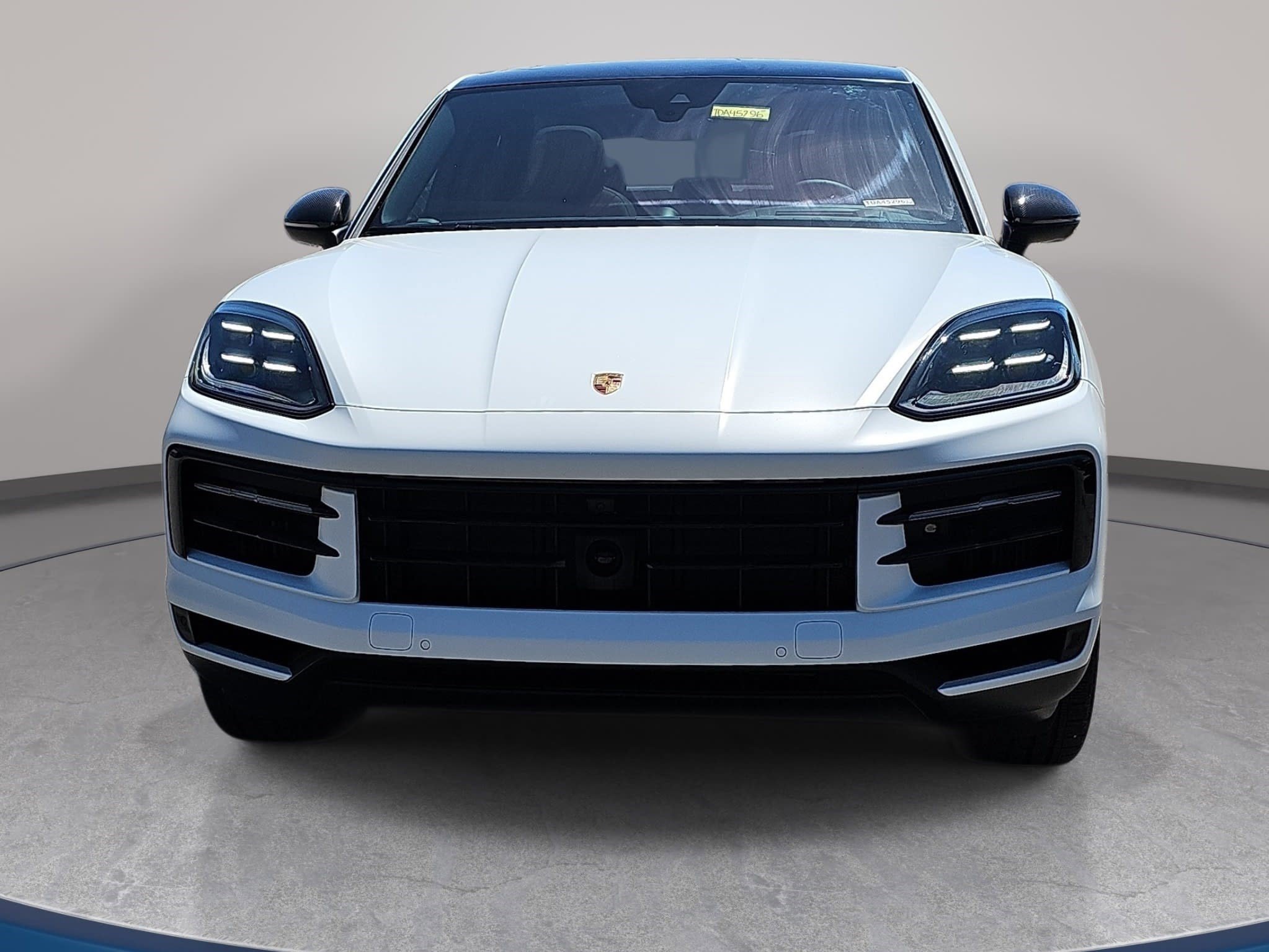 Used 2026 Porsche Cayenne E-Hybrid Coupe AWD/4WD image 2