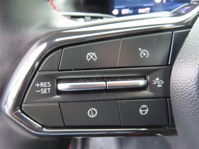 Used 2025 Chevrolet Traverse RS w/ LPO, Floor Liner Package AWD/4WD image 20
