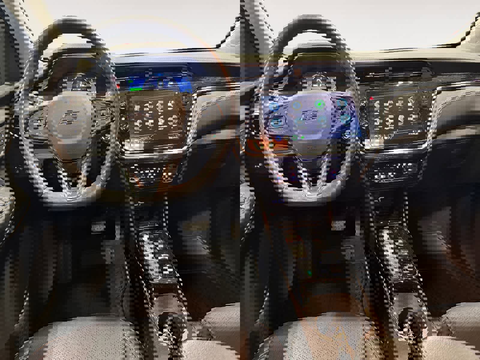 Used 2023 Chevrolet Bolt EUV LT w/ Convenience Package image 11