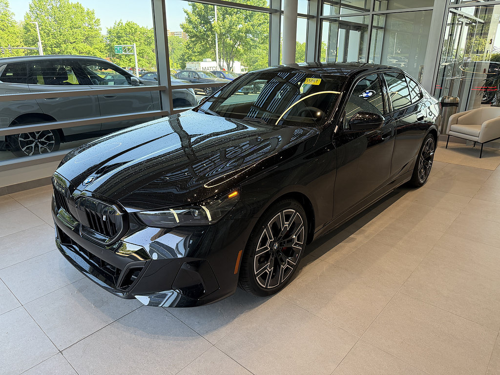 New 2027 BMW i5 xDrive40 w/ M Sport Package AWD/4WD image 3