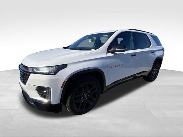 Used 2022 Chevrolet Traverse Premier w/ Redline Edition FWD image 2