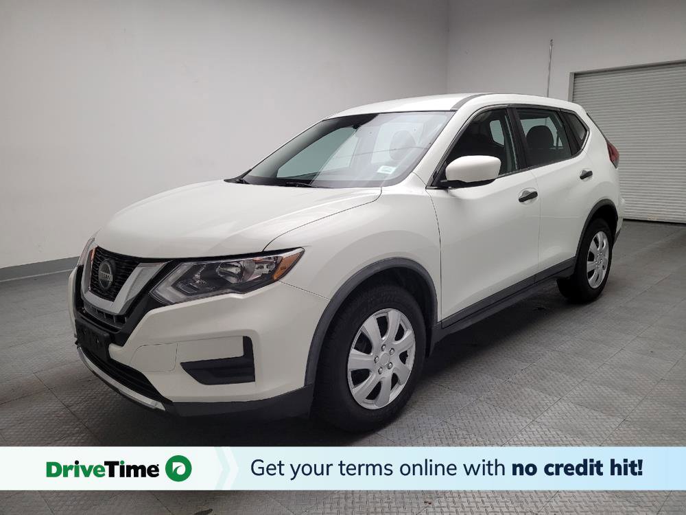 Used 2018 Nissan Rogue S image 1