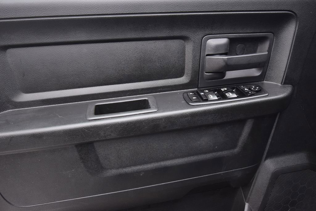 Used 2019 RAM 1500 Express w/ Express Value Package image 17