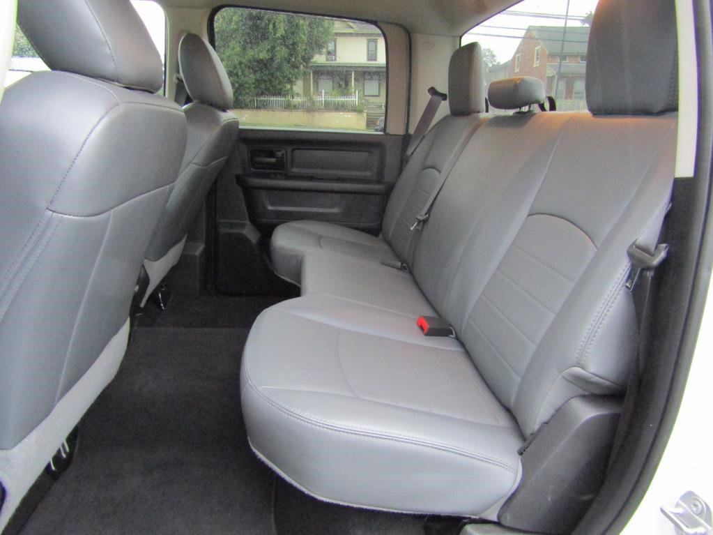 Used 2018 RAM 2500 ST AWD/4WD image 14