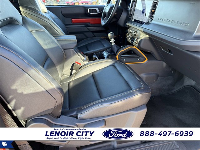 Used 2024 Ford Bronco Badlands image 13