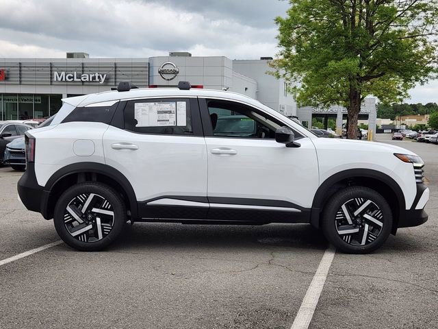 New 2026 Nissan Kicks SV FWD image 4