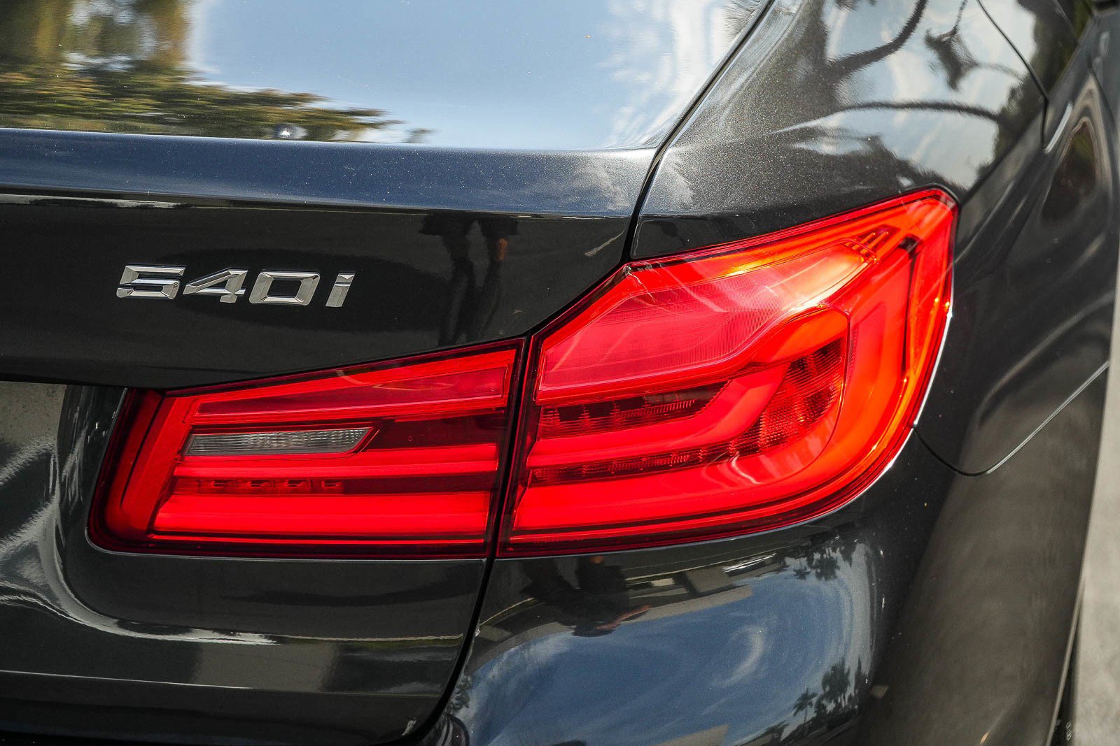 Used 2019 BMW 540i w/ Convenience Package RWD image 7