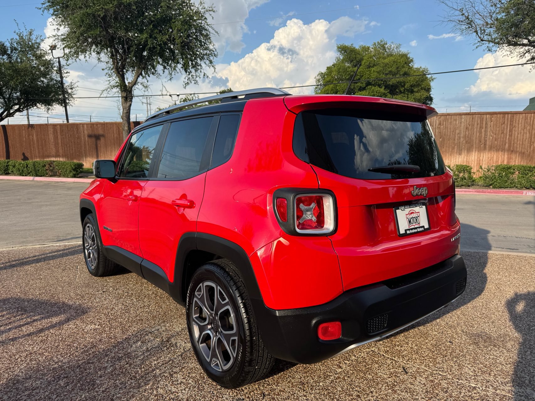 Used 2016 Jeep Renegade Limited FWD image 6