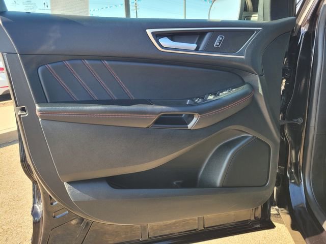 Used 2022 Ford Edge ST-Line AWD/4WD image 18