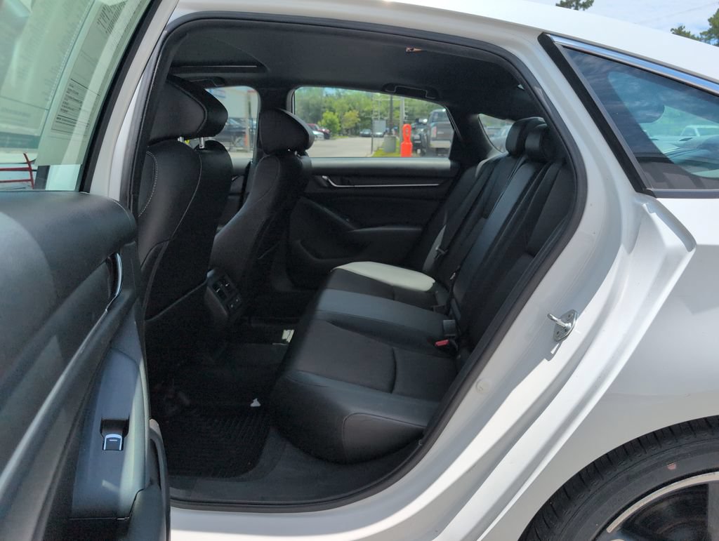 Used 2022 Honda Accord Sport image 11