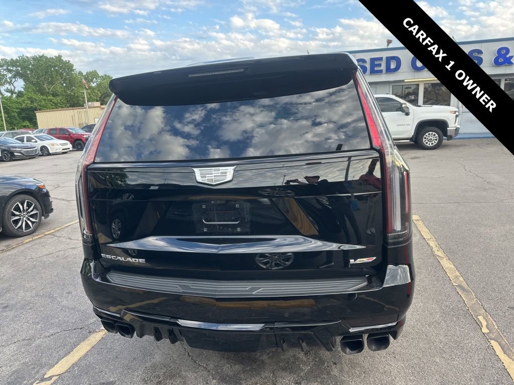 Used 2024 Cadillac Escalade V AWD/4WD image 8