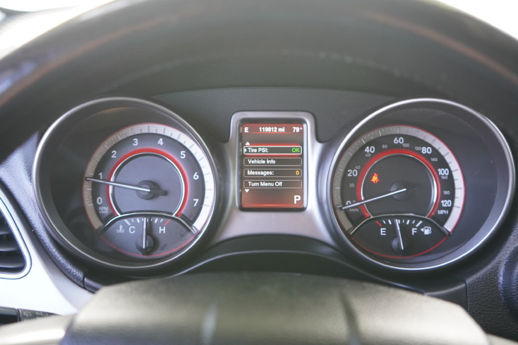Used 2015 Dodge Journey Crossroad w/ Flexible Seating Group FWD image 18