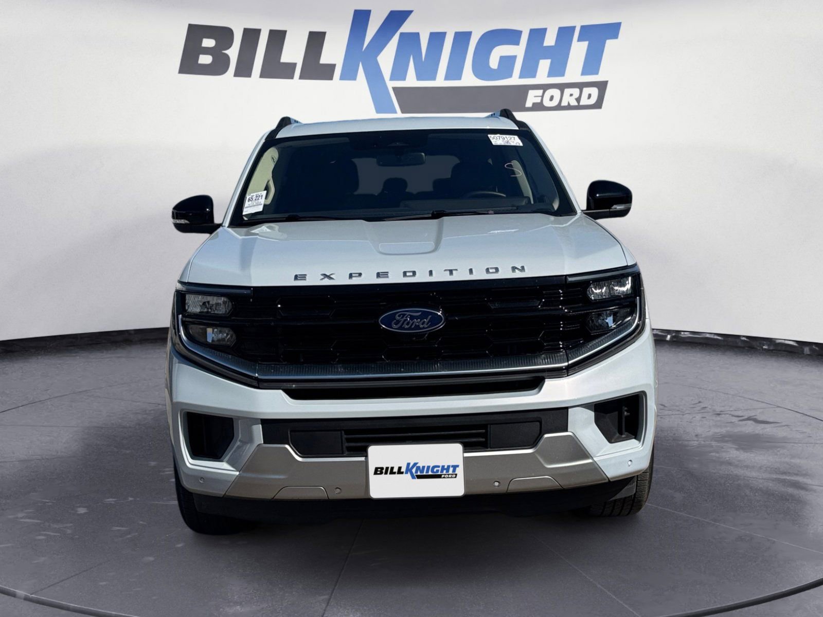 Used 2025 Ford Expedition Platinum image 8