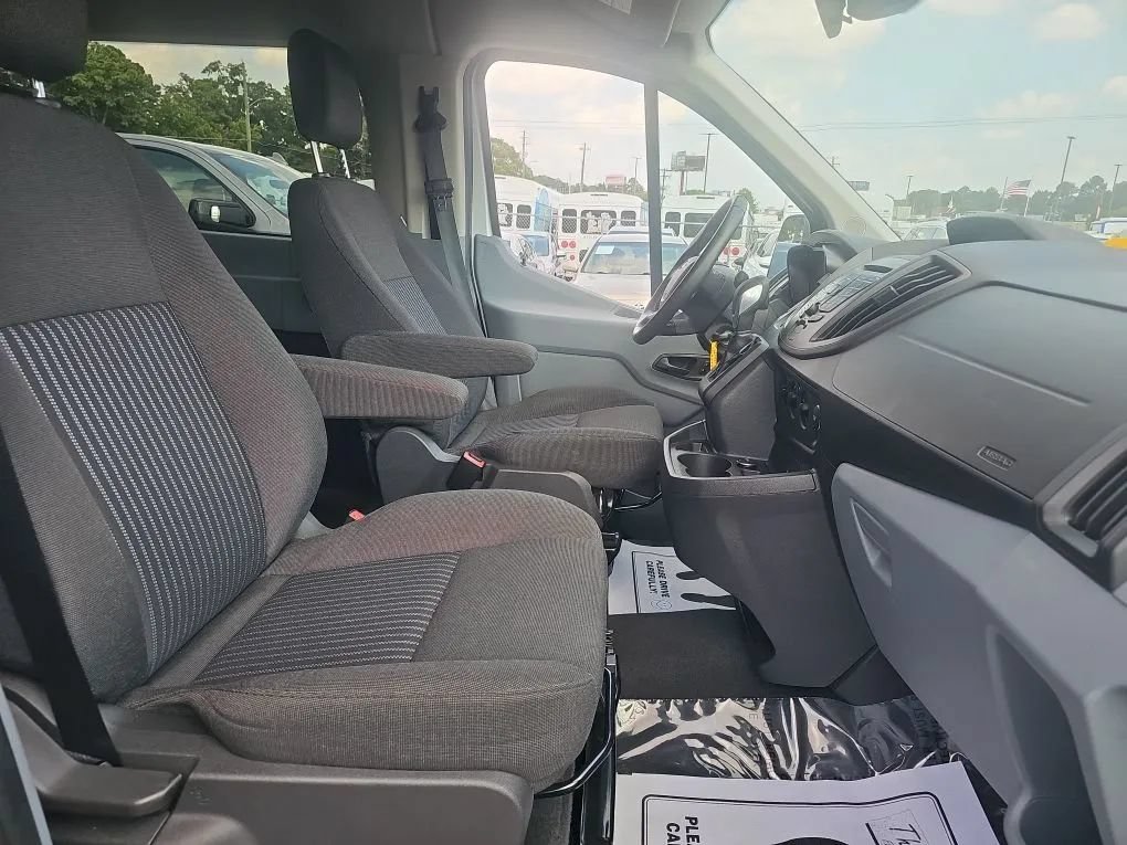 Used 2016 Ford Transit 350 XL RWD image 17