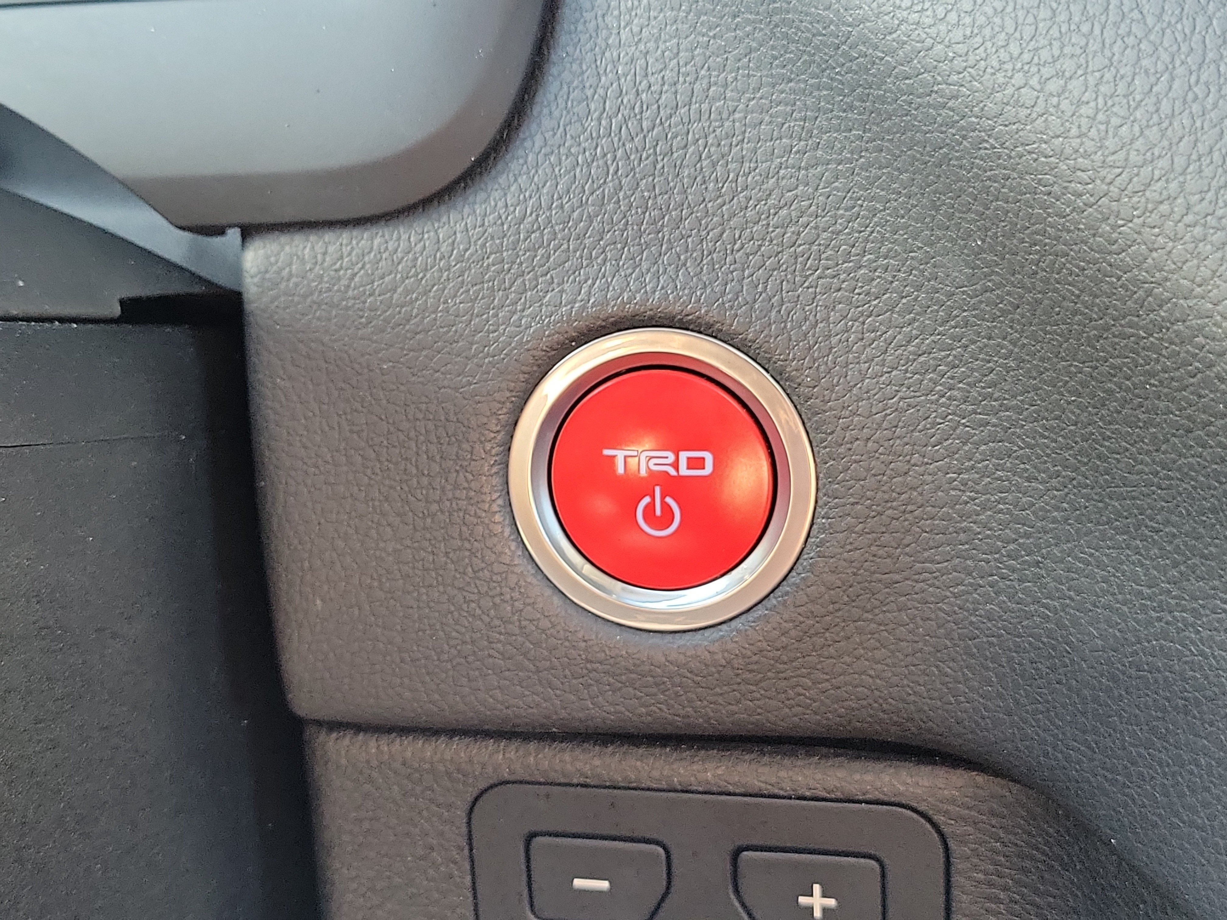 Certified 2023 Toyota Sequoia TRD Pro AWD/4WD image 32