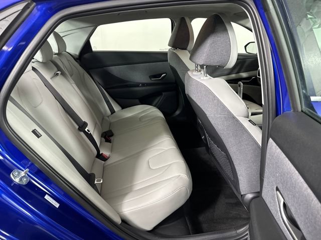 Certified 2025 Hyundai Elantra Limited image 55