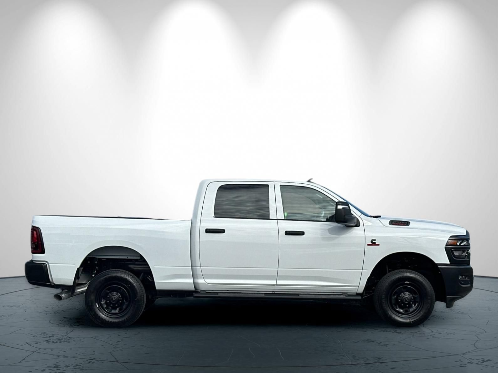 New 2026 RAM 2500 Tradesman AWD/4WD image 3