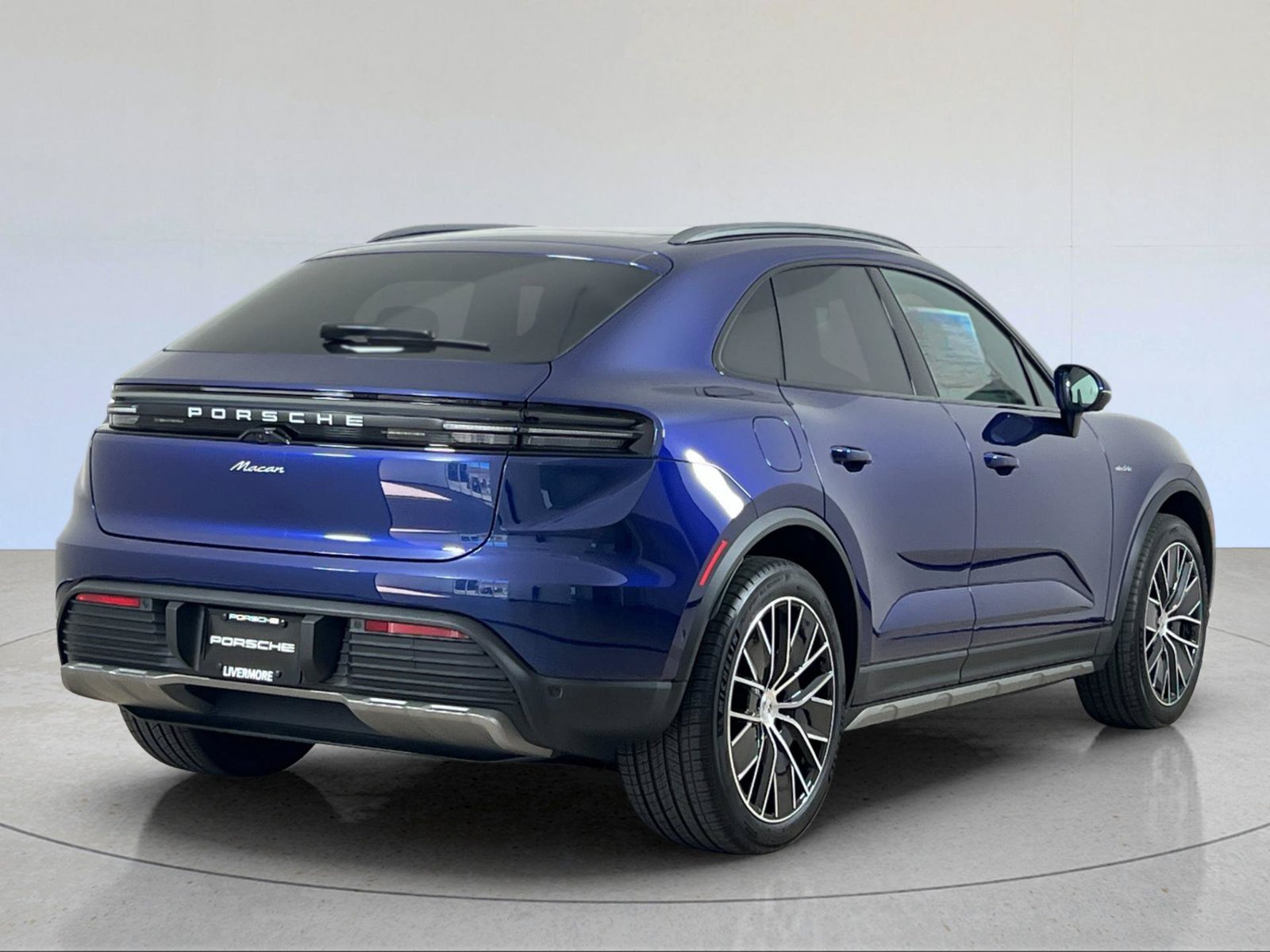 New 2026 Porsche Macan Electric RWD image 8