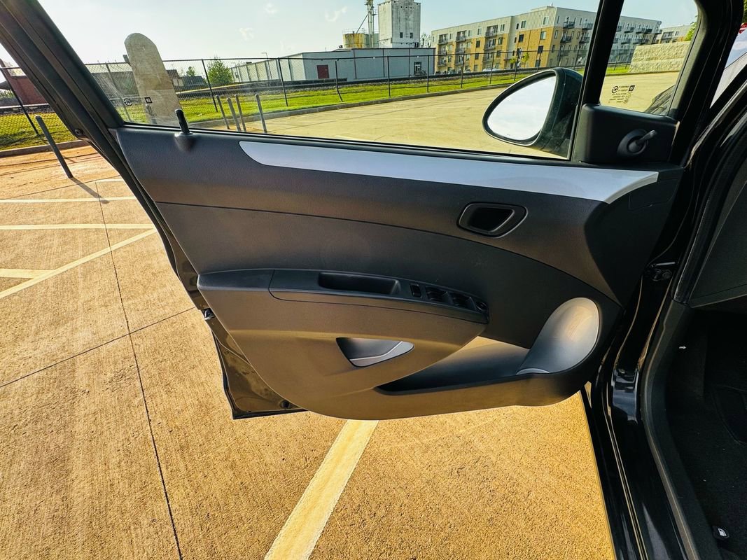 Used 2015 Chevrolet Spark LS FWD image 11