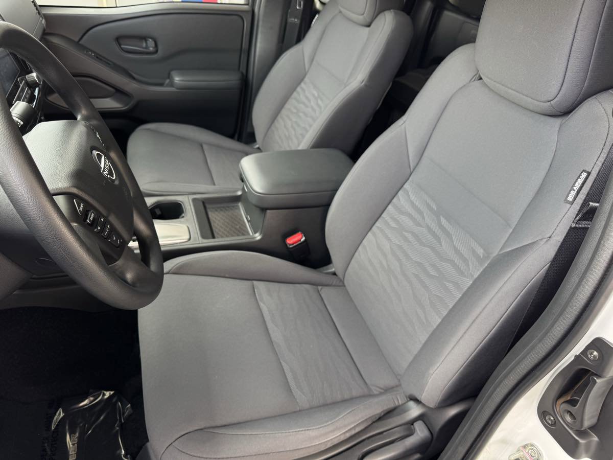 Used 2023 Nissan Frontier S w/ Technology Package AWD/4WD image 17