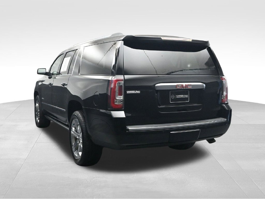 Used 2020 GMC Yukon XL Denali w/ Denali Premium Package RWD image 4