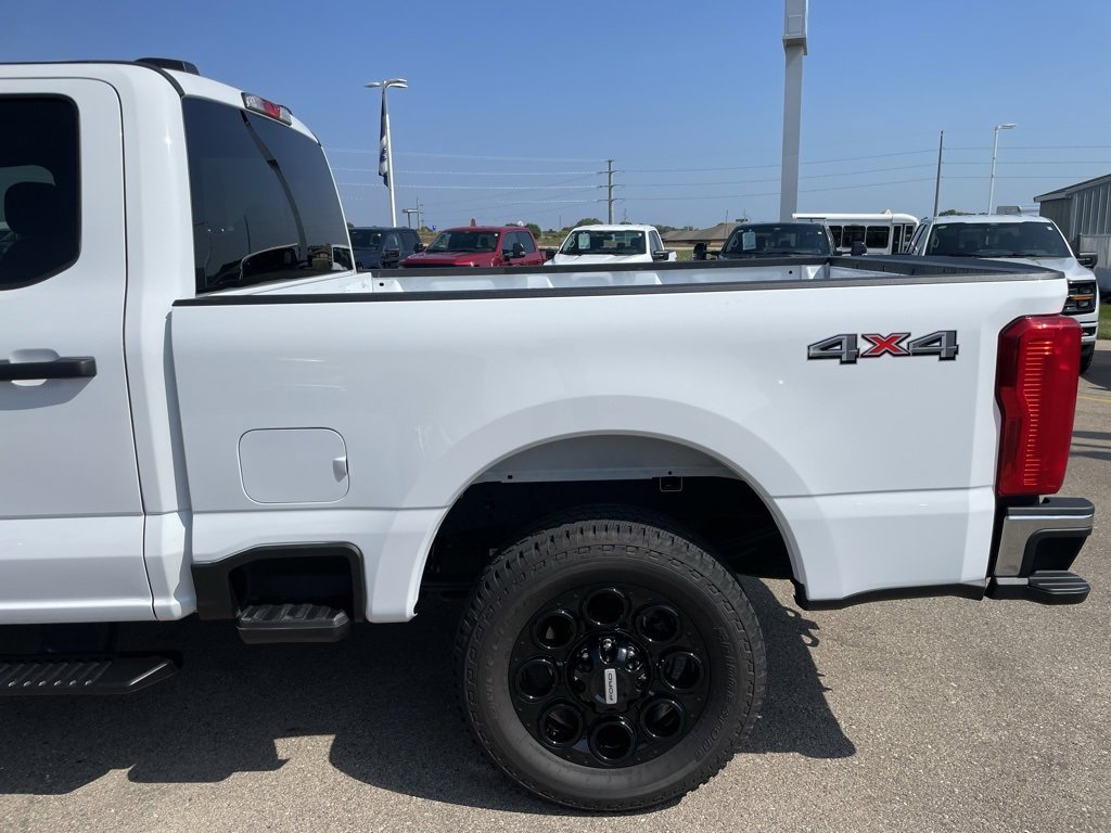 Used 2024 Ford F250 XLT image 30