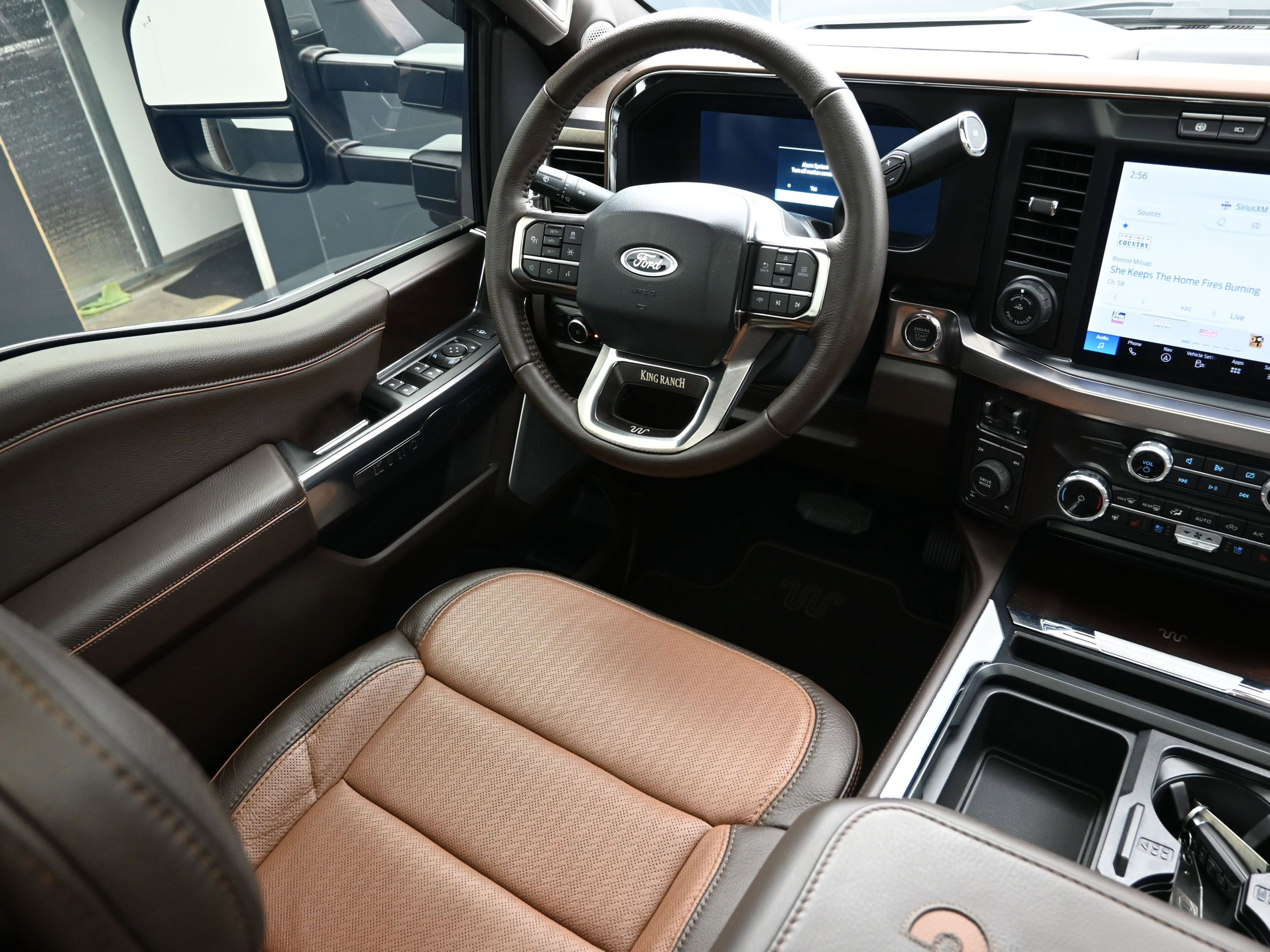 Used 2024 Ford F250 King Ranch w/ Chrome Package AWD/4WD image 23