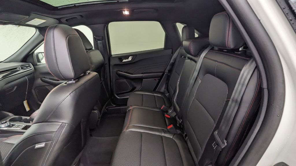 New 2026 Ford Escape ST-Line w/ Tech Pack #1 image 34