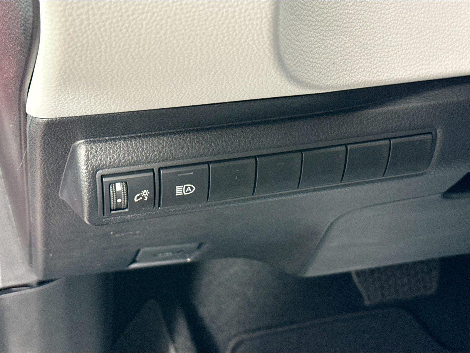 New 2026 Toyota Corolla SE FWD image 14