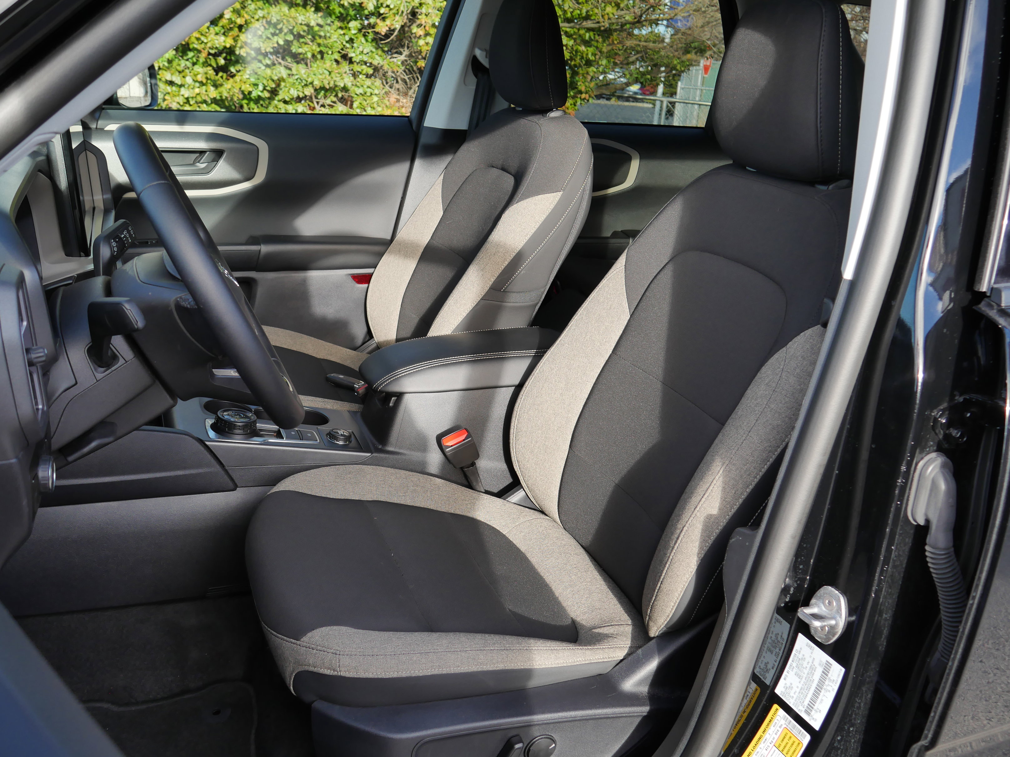 Certified 2025 Ford Bronco Sport Big Bend w/ Convenience Package image 31