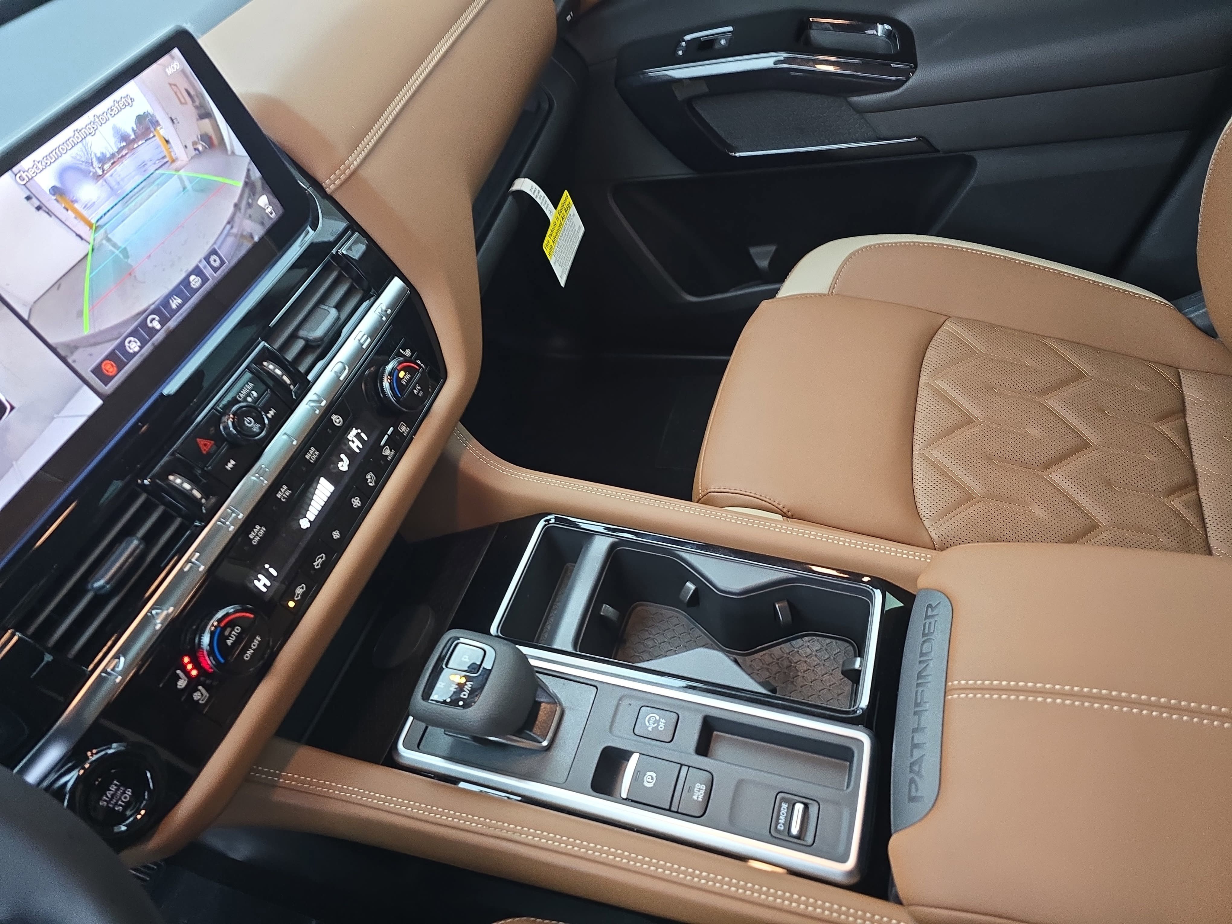 New 2026 Nissan Pathfinder Platinum w/ Cargo Package FWD image 24