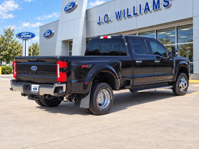 Used 2023 Ford F350 Lariat w/ Chrome Package AWD/4WD image 4