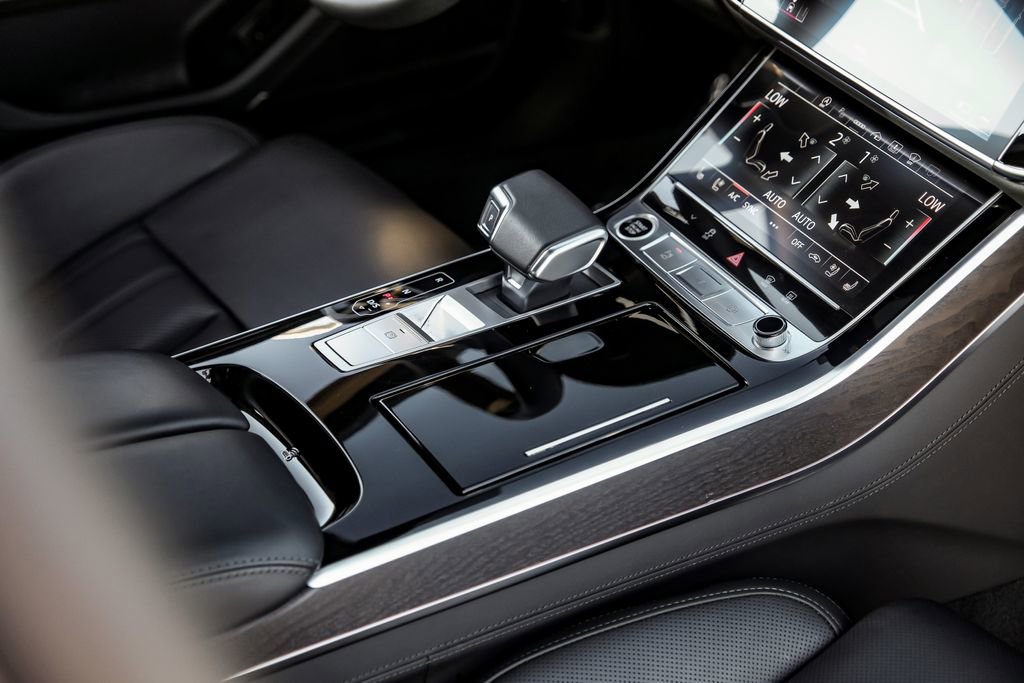 Used 2023 Audi A8 L 3.0T w/ Luxury Package AWD/4WD image 25