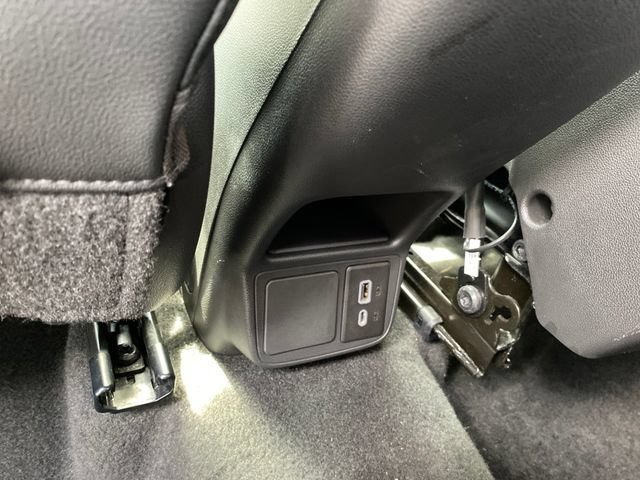 Certified 2024 Buick Encore GX Sport Touring w/ Comfort Package AWD/4WD image 19
