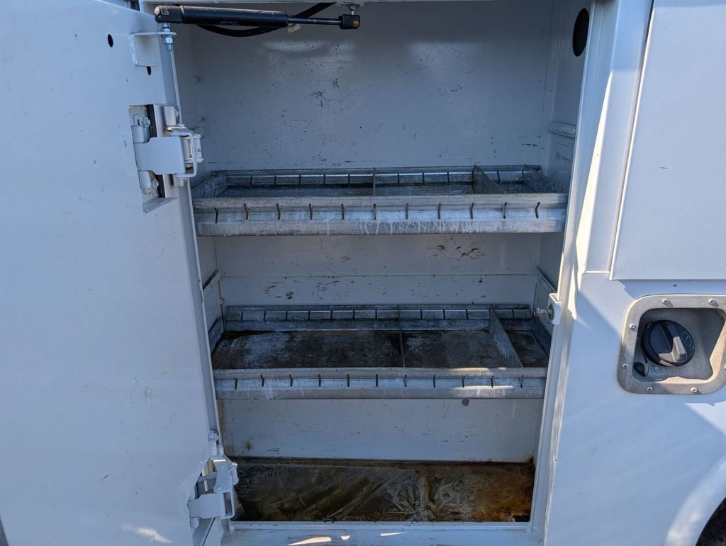 Used 2009 Ford F350 XL image 34