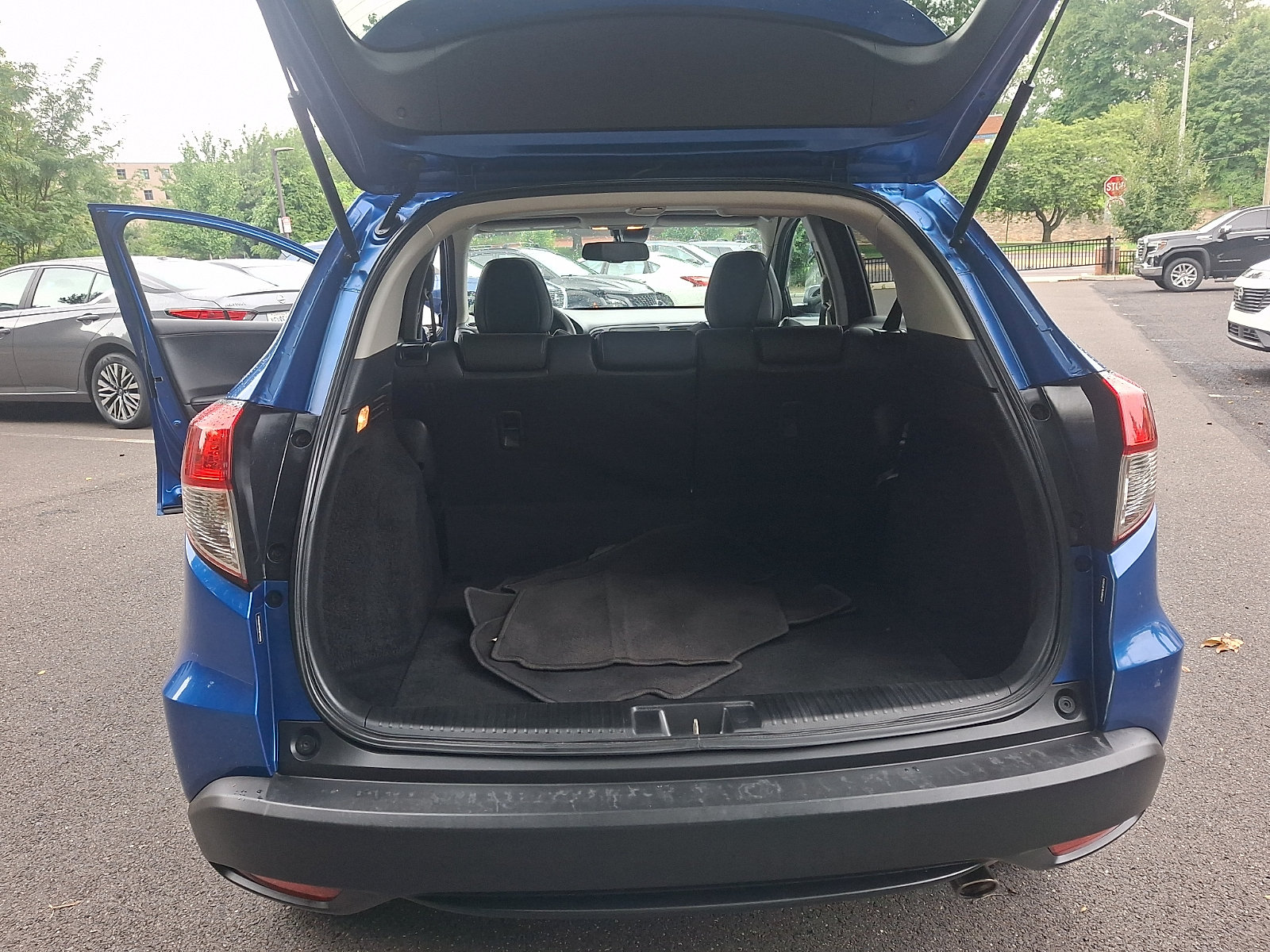 Used 2020 Honda HR-V EX-L image 27