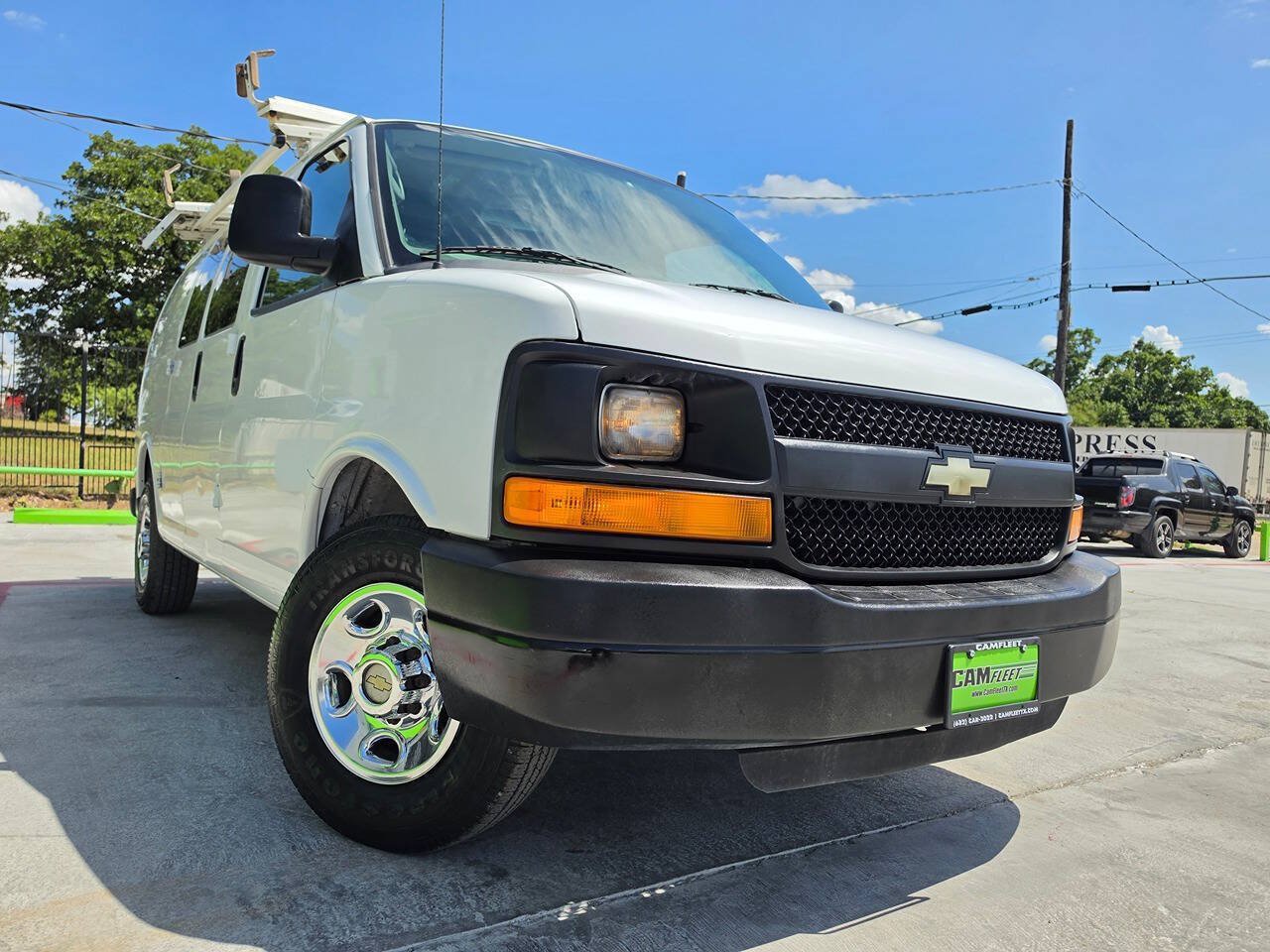 Used 2012 Chevrolet Express 2500 w/ Cold Climate Package RWD image 60