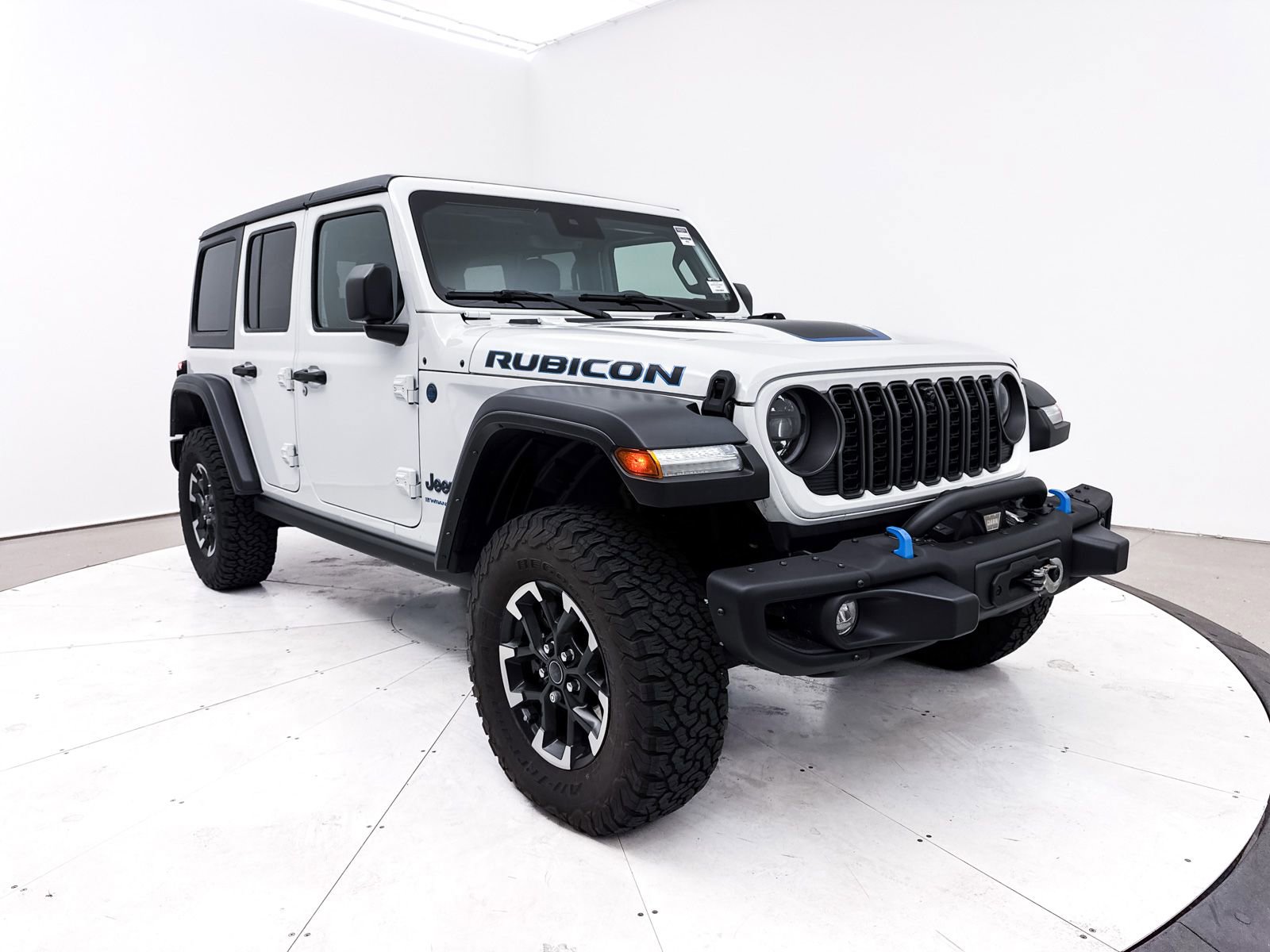 Used 2024 Jeep Wrangler Unlimited Rubicon 4xe w/ Capability Package image 10