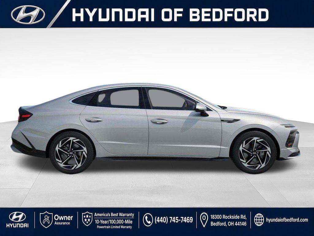 New 2026 Hyundai Sonata SEL FWD image 11