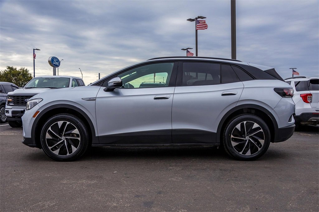 Used 2022 Volkswagen ID.4 Pro image 5