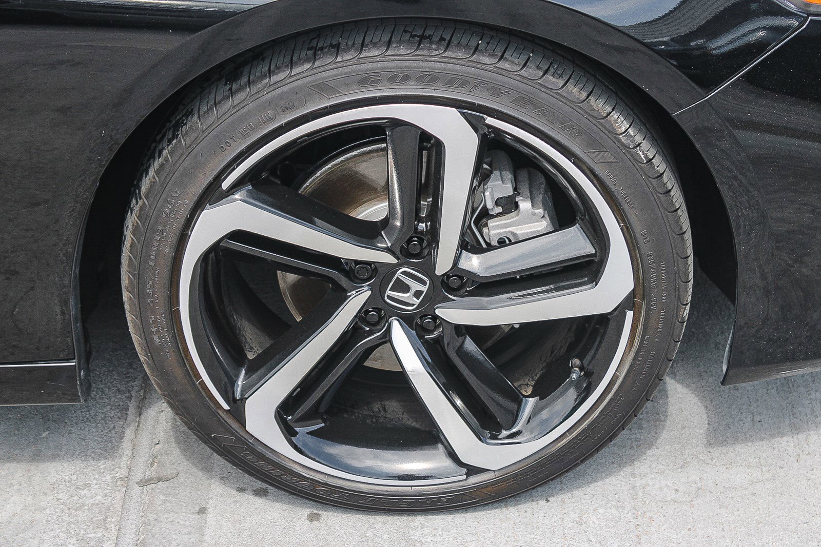 Used 2022 Honda Accord Sport image 11