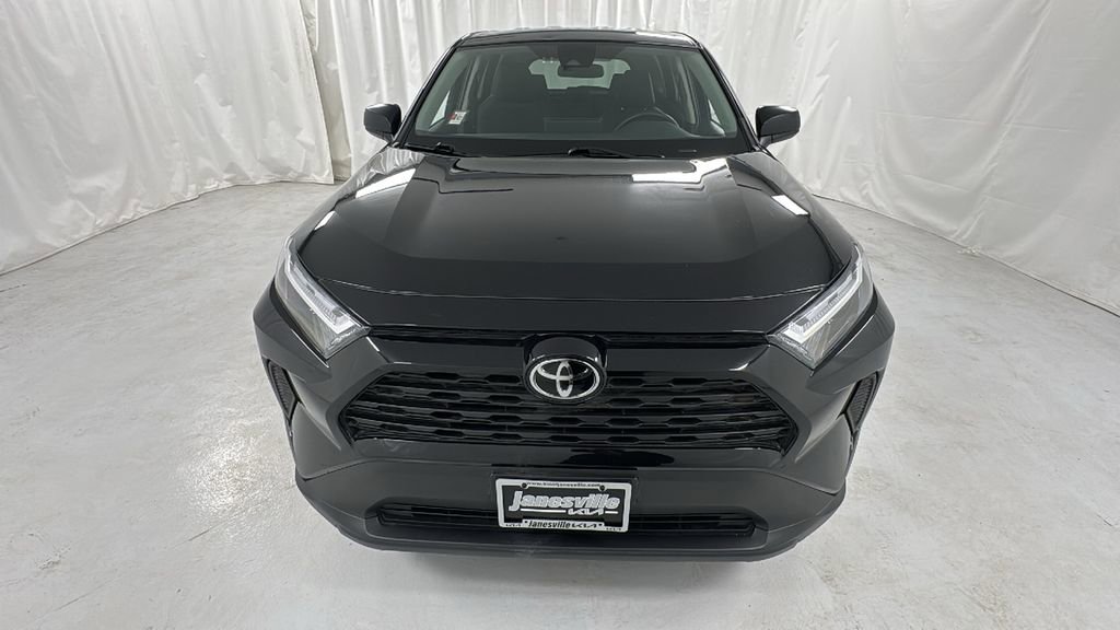 Used 2024 Toyota RAV4 LE image 8