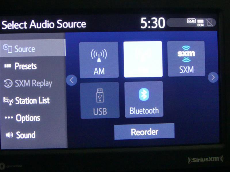 Used 2022 Toyota RAV4 LE image 10