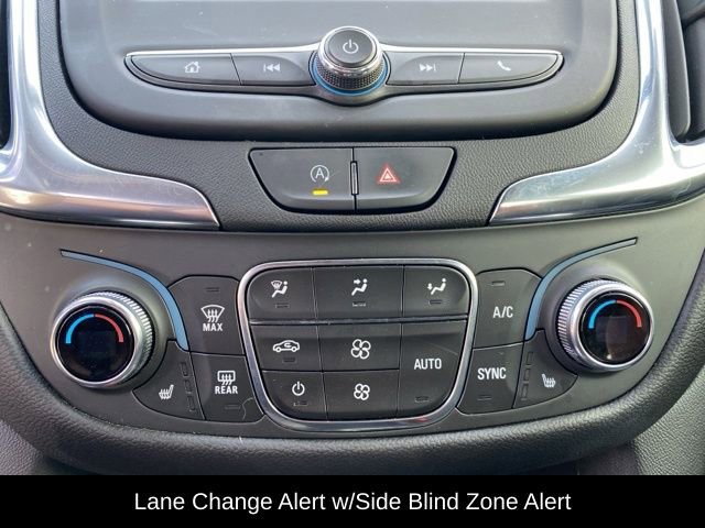 Used 2022 Chevrolet Equinox LT AWD/4WD image 16