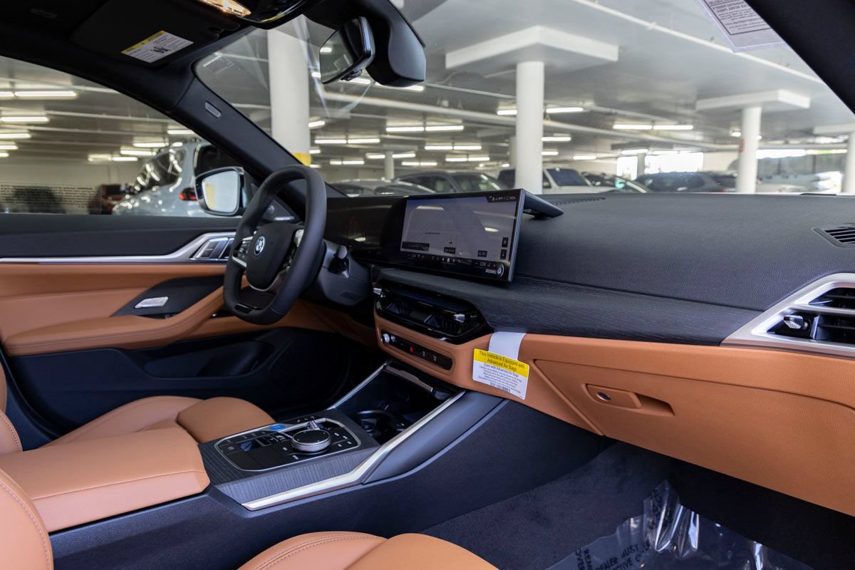New 2026 BMW i4 eDrive40 w/ Premium Package RWD image 29