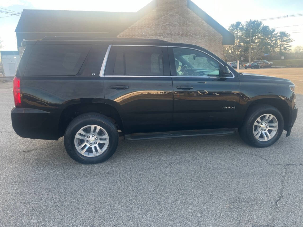 Used 2015 Chevrolet Tahoe LT AWD/4WD image 7