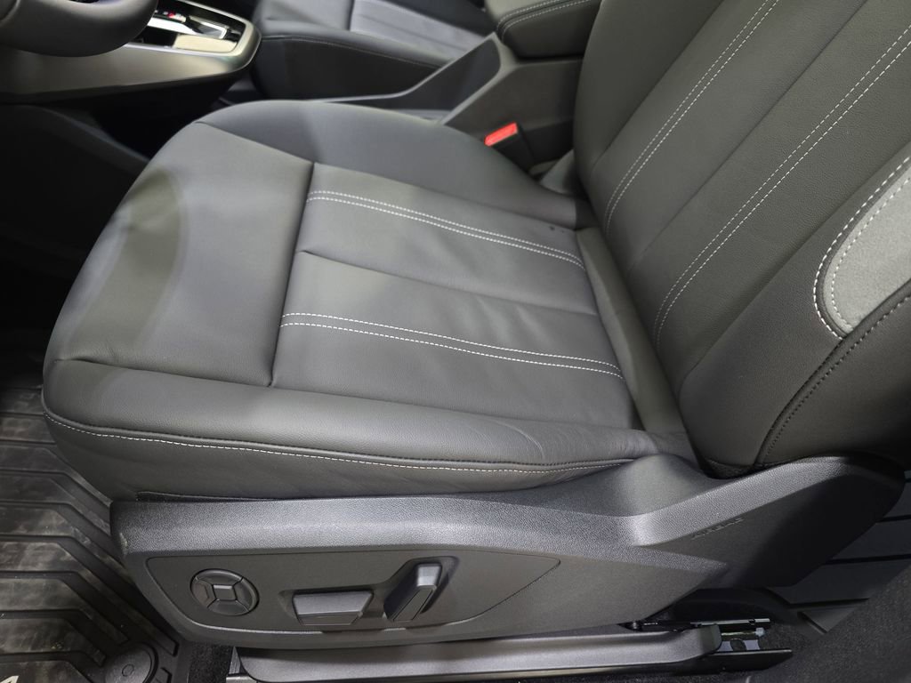 New 2026 Audi Q4 e-tron Premium image 29