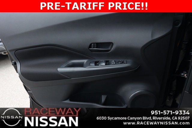 New 2025 Nissan Kicks Play S image 23