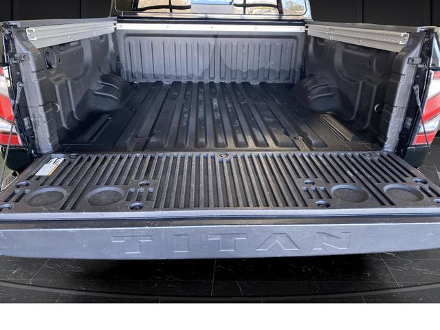 Used 2023 Nissan Titan PRO-4X w/ Pro-4x Convenience Package image 15